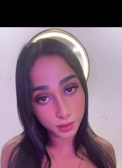 Disha Big D - Transsexual escort in Mumbai Photo 19 of 20