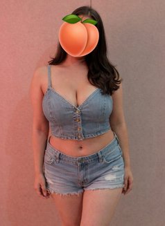 Disha Cam And Real Meet - escort in New Delhi Photo 9 of 11