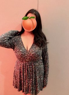 Disha Cam And Real Meet - puta in Noida Photo 5 of 7