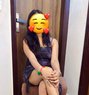 Disha cam nd real meet - escort in New Delhi Photo 2 of 6