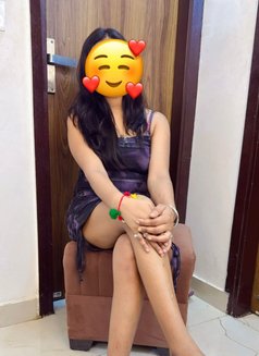 Disha cam nd real meet - puta in New Delhi Photo 2 of 6