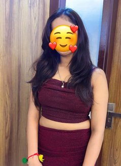 Disha cam nd real meet - puta in New Delhi Photo 3 of 6