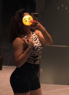 Disha cam nd real meet - puta in New Delhi Photo 2 of 3