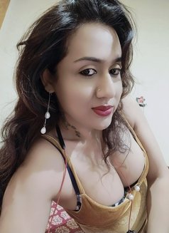 Disha Dey - Transsexual escort in Kolkata Photo 27 of 30