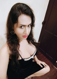 Disha Dey - Transsexual escort in Kolkata Photo 28 of 30