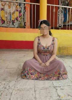 Disha Independent (Cam & Real Meet) Avl - puta in Hyderabad Photo 3 of 4