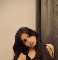 Disha - puta in Ahmedabad