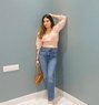 Disha - Agencia de putas in Bangalore Photo 1 of 3