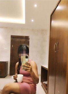 Disha - puta in Kolkata Photo 2 of 2