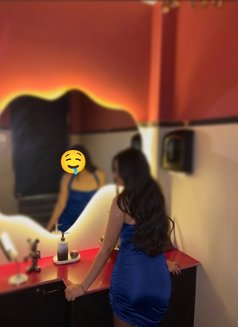 Disha - escort in Mumbai Photo 4 of 7