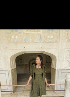 Disha - escort in New Delhi Photo 5 of 5