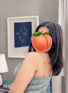 Disha Cam And Real Meet - escort in New Delhi Photo 1 of 2