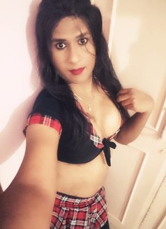 Disha - masseuse in Bangalore Photo 4 of 5