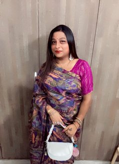Disha kaur - Transsexual escort in Noida Photo 25 of 30