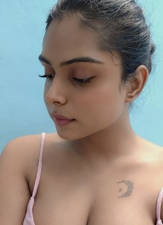 Disha Roy - Acompañantes transexual in Bangalore Photo 17 of 18