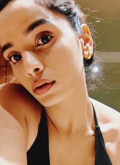 Disha - escort in Pune Photo 3 of 11