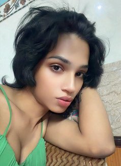 Disha Singh for Online Service - Transsexual escort in Ahmedabad Photo 6 of 8