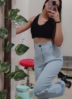 Disha Singh - Acompañantes transexual in New Delhi Photo 8 of 15