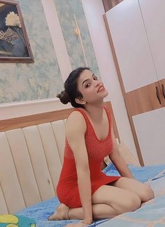 Disha Singh - Transsexual escort in Faridabad Photo 7 of 8