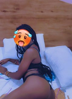 Disire Bouncy Ass/camshow & Real Meet - puta in Mumbai Photo 1 of 3