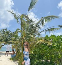 Disney - puta in Maldives