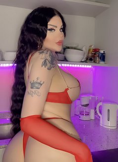 Diva Arabic trans in Paris ts Arabian - Acompañantes transexual in Paris Photo 30 of 30