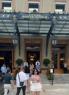 Diva Arabic trans in Paris ts Arabian - Transsexual escort in Paris Photo 29 of 30