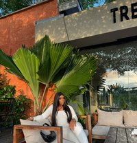 Diva - puta in Accra