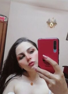 Diva - escort in Cairo Photo 3 of 6