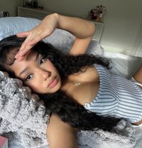Diva - escort in Muscat