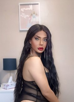 Diva - Transsexual escort in Erbil Photo 10 of 11