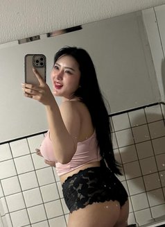 Diva Horny - Agencia de putas in Doha Photo 10 of 10