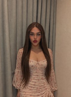 DIVA KATY 🇱🇧 - Transsexual escort in Dubai Photo 23 of 28