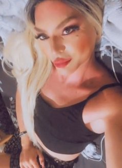 Diva - Acompañantes transexual in Beirut Photo 2 of 3