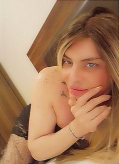 Diva - Transsexual escort in Beirut Photo 5 of 5