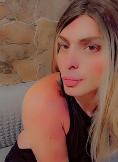 Diva - Transsexual escort in Beirut Photo 16 of 19