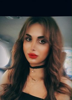 Diva_reta - Transsexual escort in Beirut Photo 16 of 17