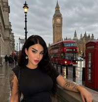 Diva shemale Arabic in Paris ts Arabian - Transsexual escort in Paris Photo 25 of 25