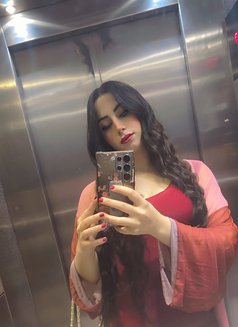 Diva - escort in Erbil Photo 3 of 14
