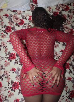 divah - escort in Nairobi Photo 5 of 7