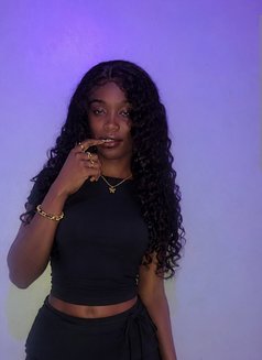 Divah, Video Call and Hot Nudes - Transsexual escort in Nairobi Photo 1 of 4