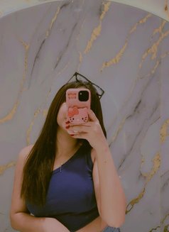 Divanshi Independent Girl Available - escort in New Delhi Photo 1 of 5