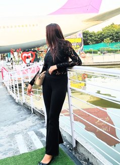 Divanshi Independent Girl Available - escort in New Delhi Photo 2 of 5