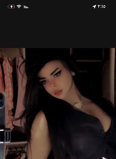 Divaryan 🪭 - Transsexual escort in Riyadh Photo 4 of 4