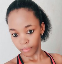 Divasi - puta in Gurgaon Photo 1 of 3