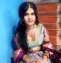 Divi - Transsexual escort in Chennai