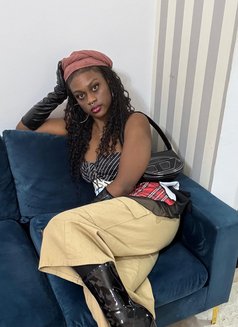 Divine Diva - puta in Dubai Photo 1 of 3