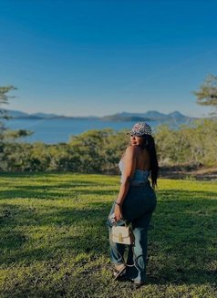 Divine - escort in Dakar Photo 1 of 7