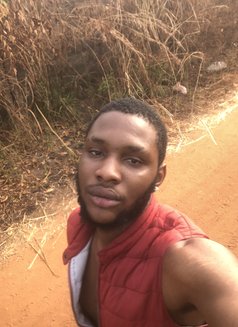 Divine - Acompañantes masculino in Lagos, Nigeria Photo 8 of 8