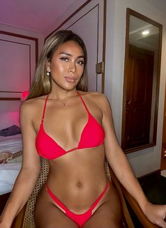 Divine Temptation - Transsexual escort in Bangkok Photo 18 of 30